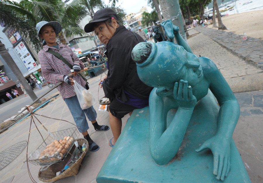 Уличные торговцы (20). Тайланд, Паттайя. Август, 2010 г.