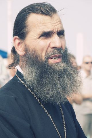 Священник