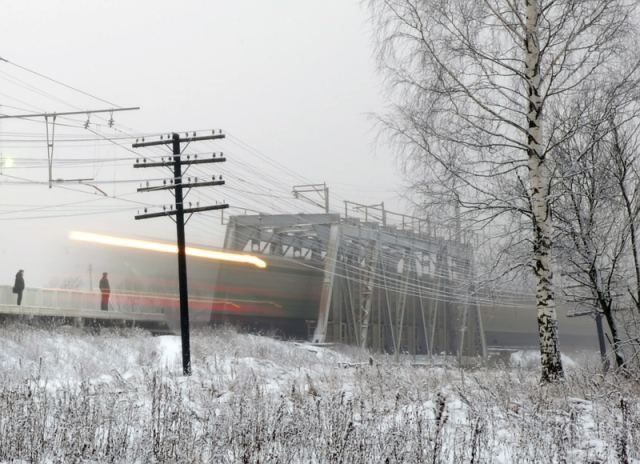 сквозь