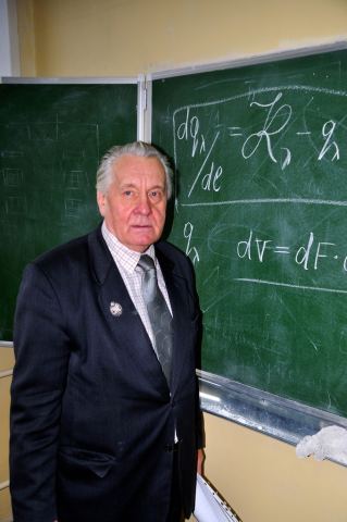 Преподаватель