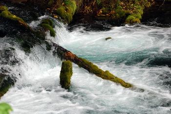 Голубая вода