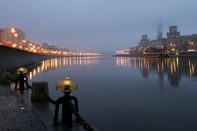 Москва зажигает огни