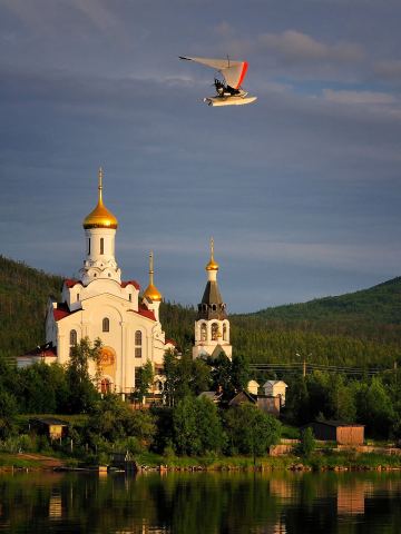 В небах обтованных.