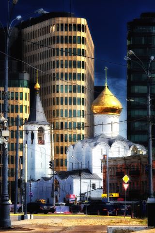 Никола.