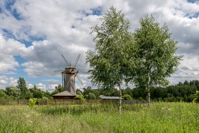 Среднерусская, сердцу близкая, подмосковная сторона