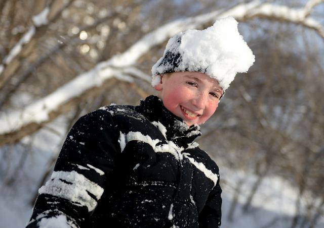Под снежной шапкой у зимы