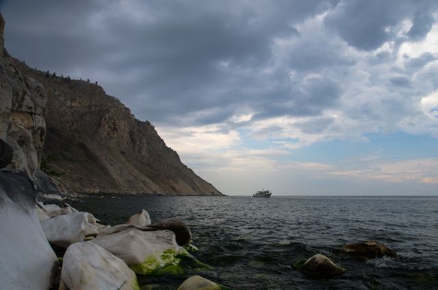 Славное море,священный Байкал