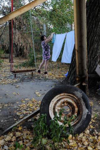 Во дворе расселяемого дома