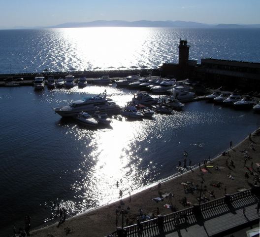 Каменная лагуна