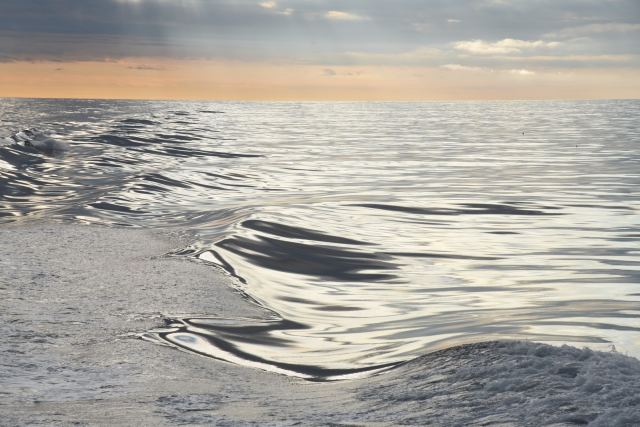 Охотское море
