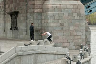 Клубника_Чистые Пруды_Парк Горького_20110502_0477_w_sm.jpg