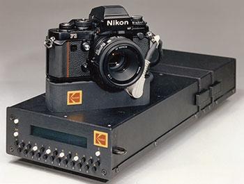 het1_350px.jpg