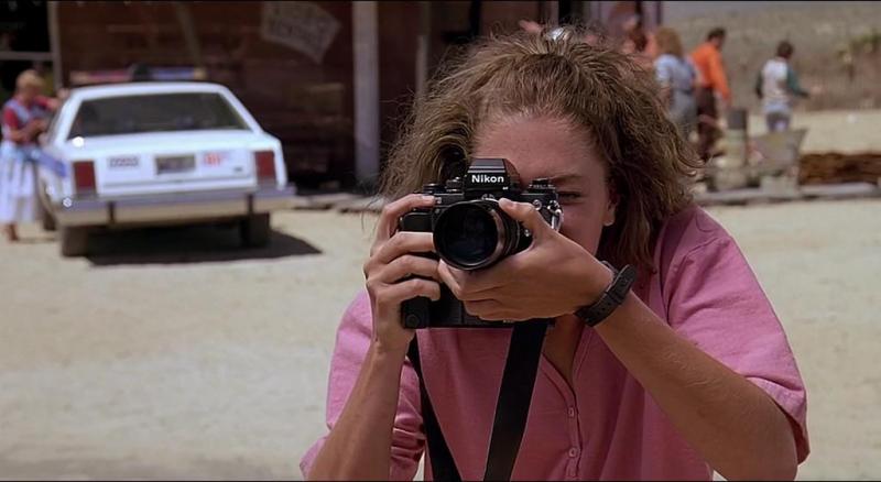 Tremors_1990_HDDVDRip_AVC20-31-15.JPG