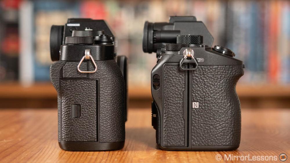Fuji-XT3-vs-Sony-A7iii-product-5.jpg