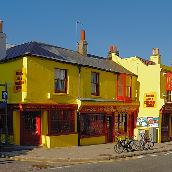 yellowhaus.jpg