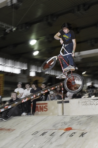_DSC3989__640x480_.JPG
