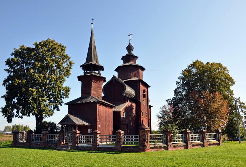 Церковь Иоанна Богослова. Nikon.jpg