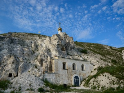 ihost_4585.jpg