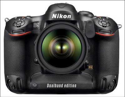 nikon-d5-dual-handgrip.jpg