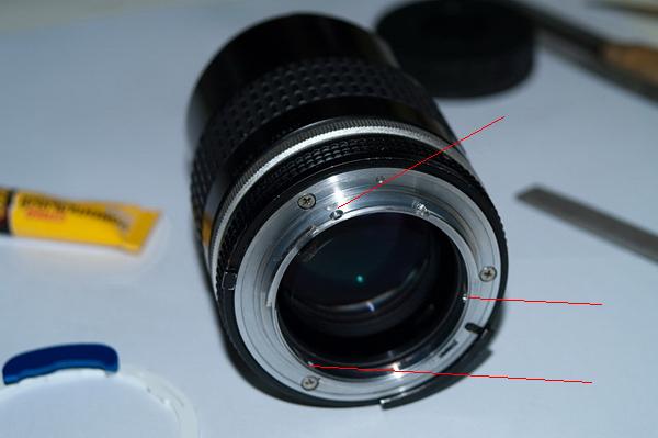 Nikkor_Ai_S_105_2.5_06.jpg
