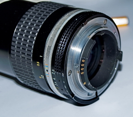 Nikkor_Ai_S_105_2.5_01.jpg