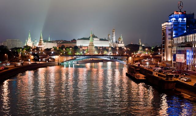 Вид на Кремль с Патриаршего моста